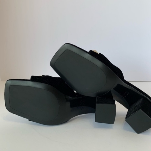 ZARA HEELED VELVET SANDALS WITH CHAIN Bloggers favorite - Picture 9 of 14